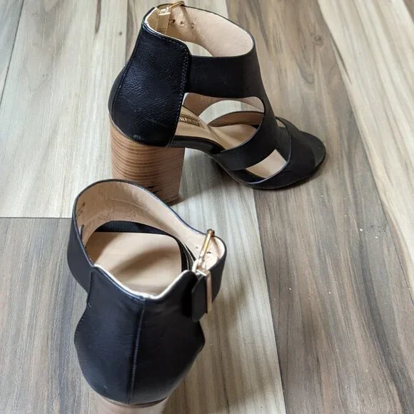 Primark Women's Blocked Heel Sandals Gold Buckle Black Strap 3 1/2” Heel… - Picture 5 of 14